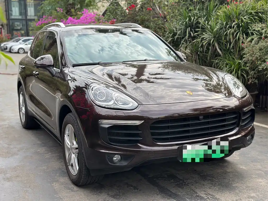 PORSCHE CAYENNE NEW ENERGY