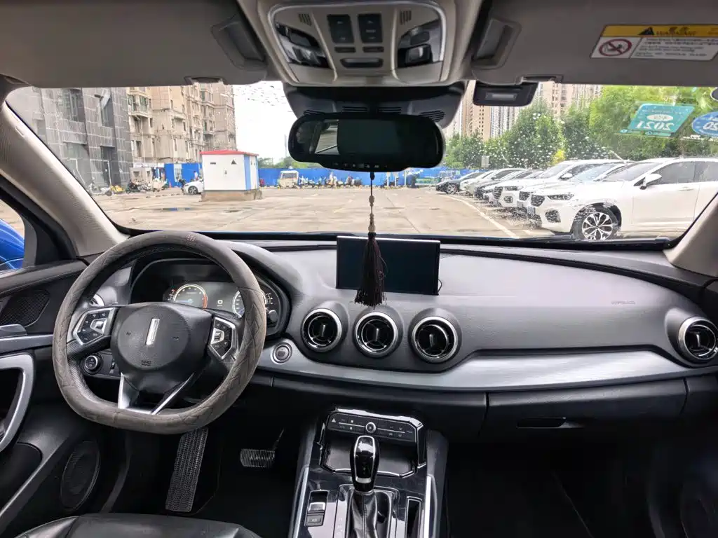 Wey Wey VV7 — миниатюра 4