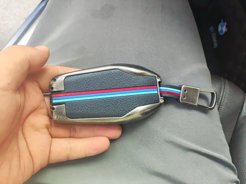 BMW 7 Series — миниатюра 9