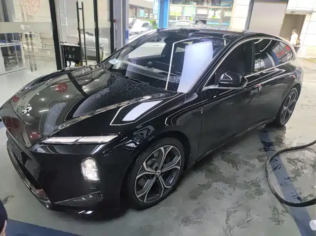 NIO ET 5 T 2026 100k Wh Touring — фото 1