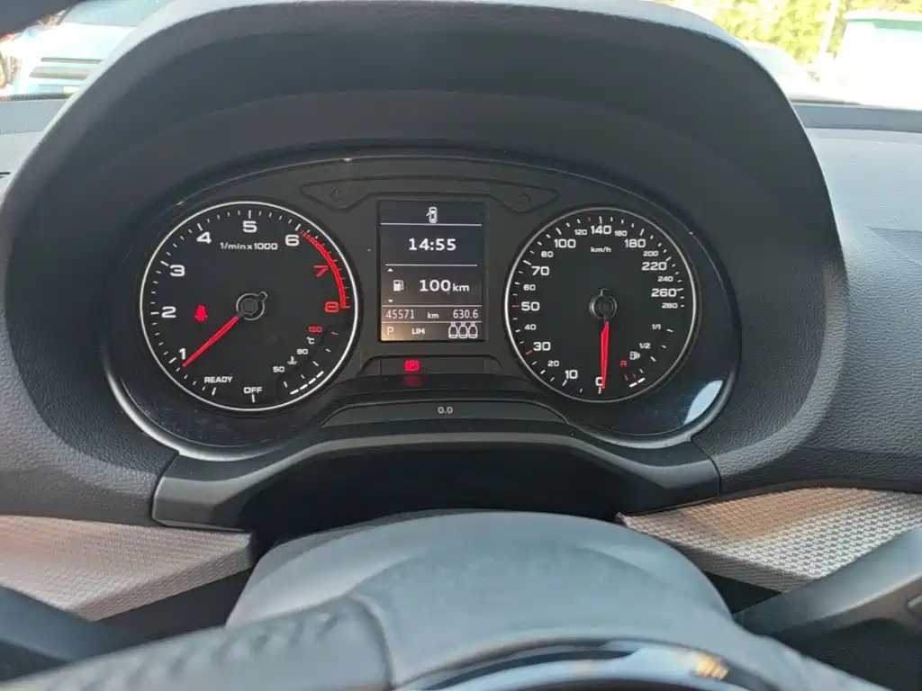 Audi Q2L — миниатюра 12