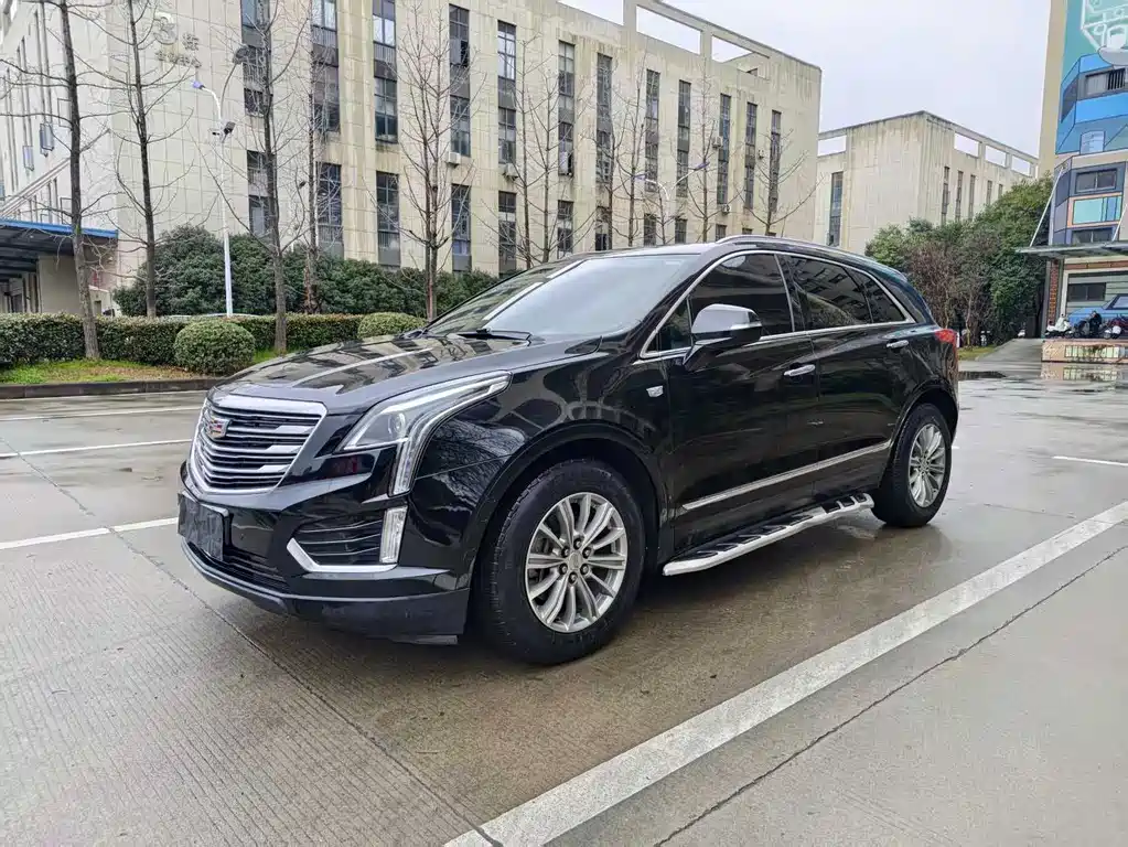CADILLAC XT5