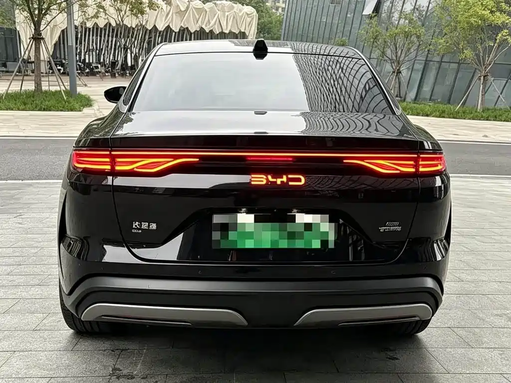 BYD Han L — миниатюра 8