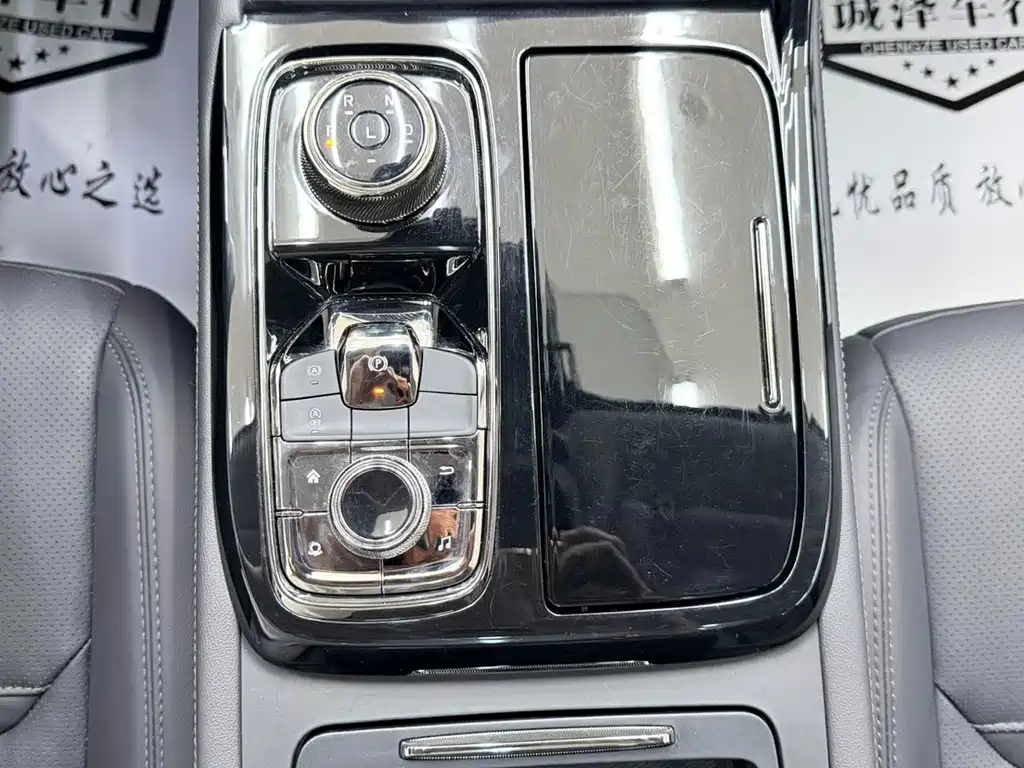 Ford Equator Sport — миниатюра 17