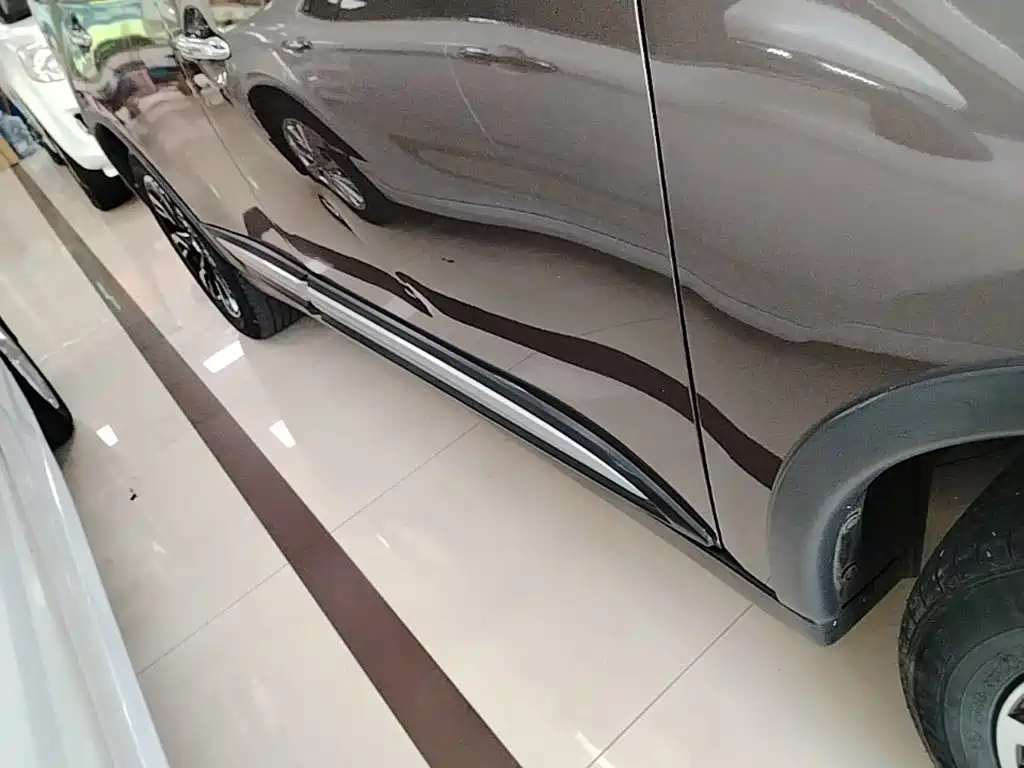 Mitsubishi Outlander — миниатюра 21
