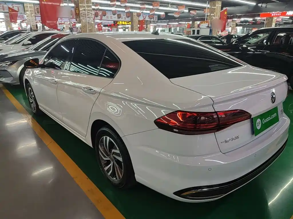 Volkswagen Bora — миниатюра 5
