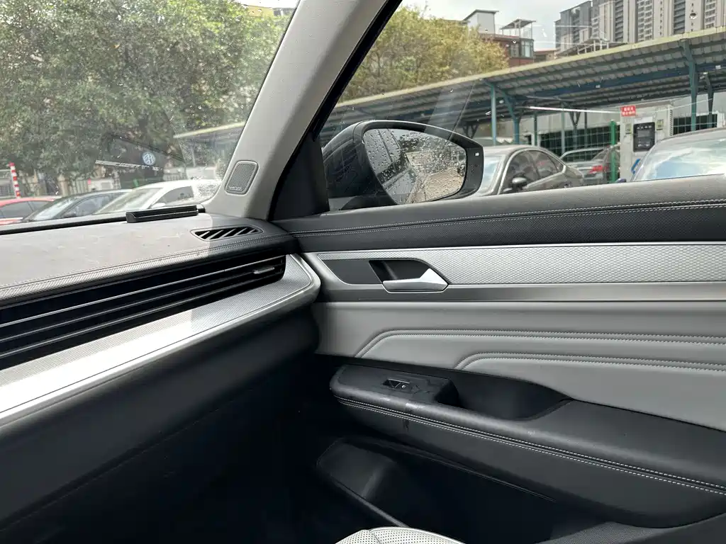 VOLKSWAGEN RANGE PATROL