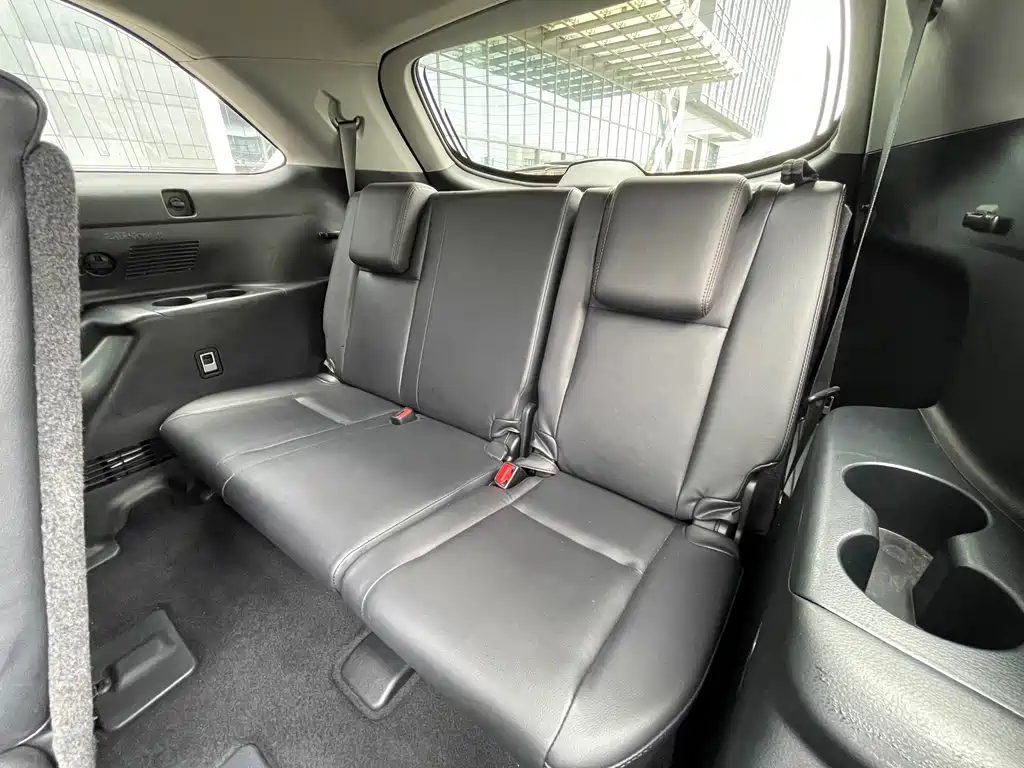 Toyota Highlander — миниатюра 8