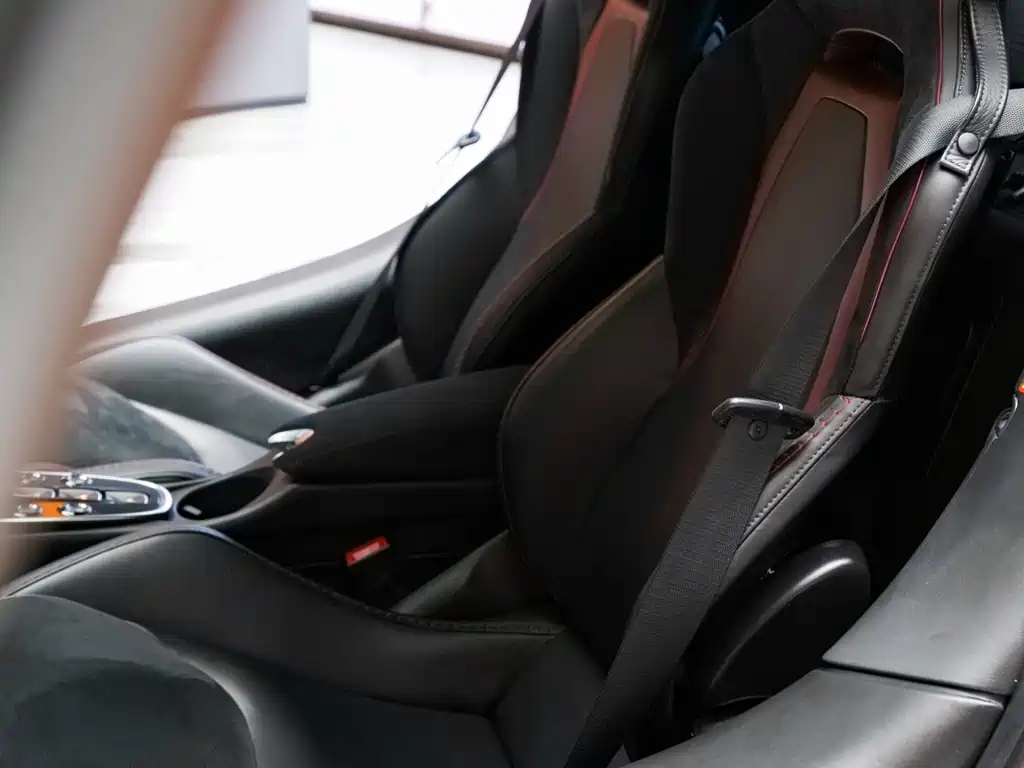 McLaren GT — миниатюра 14