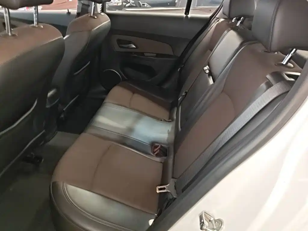 Chevrolet Cruze — миниатюра 17