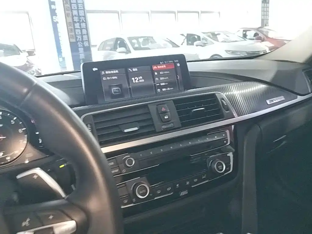 BMW 3 Series — миниатюра 13