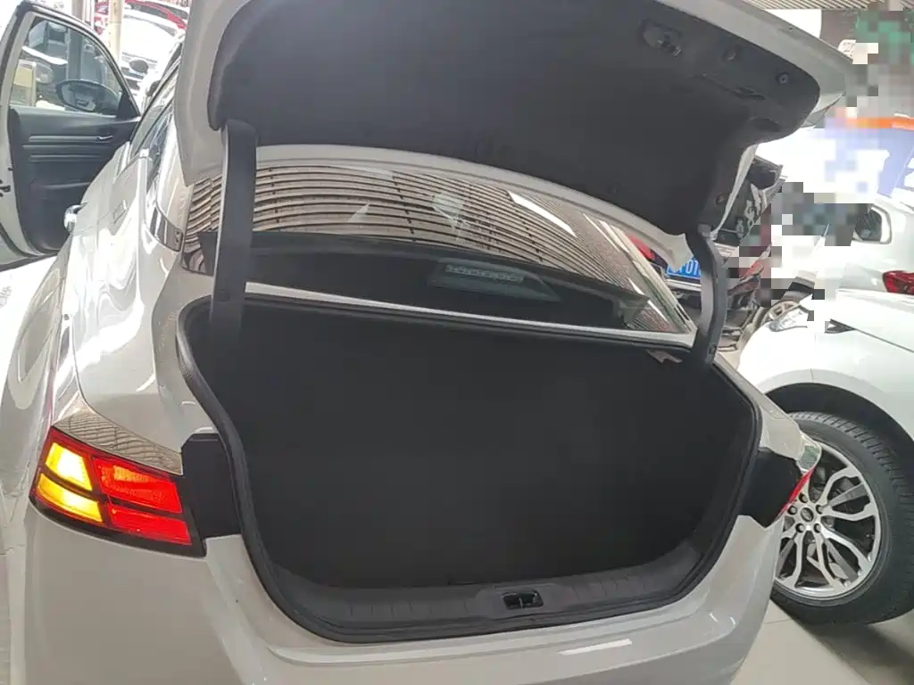 Nissan Teana — миниатюра 19
