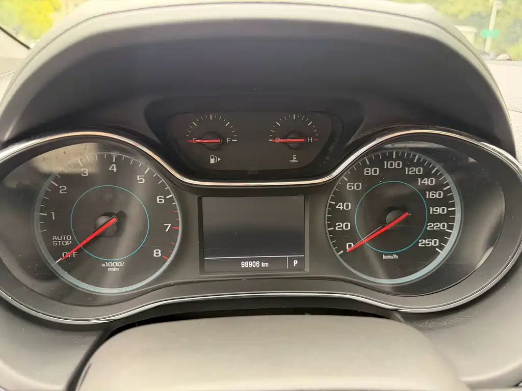 Chevrolet Cruze 2018 320 AT