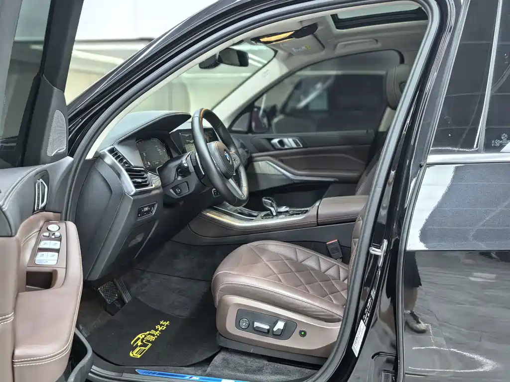 BMW X5 — миниатюра 10