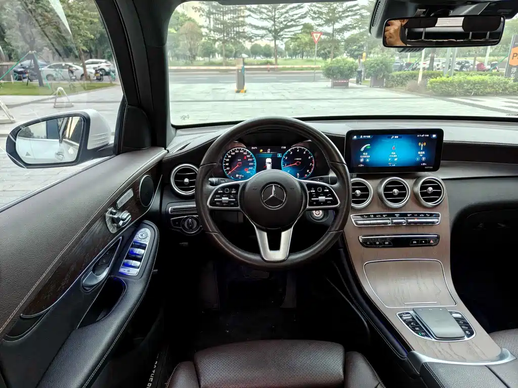 Mercedes-Benz GLC 2020 GLC 300 L 4MATIC