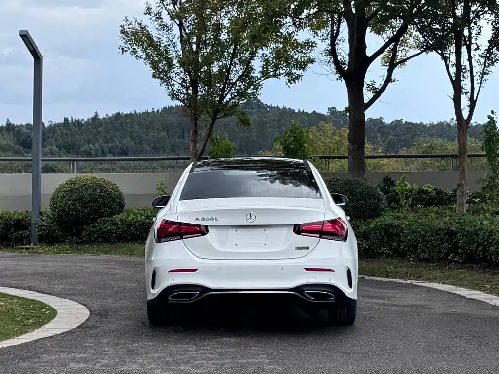 MERCEDES-BENZ A CLASS