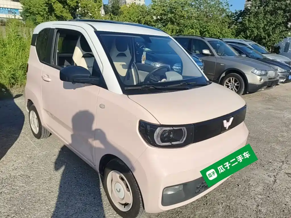 Wuling MINIEV — миниатюра 4