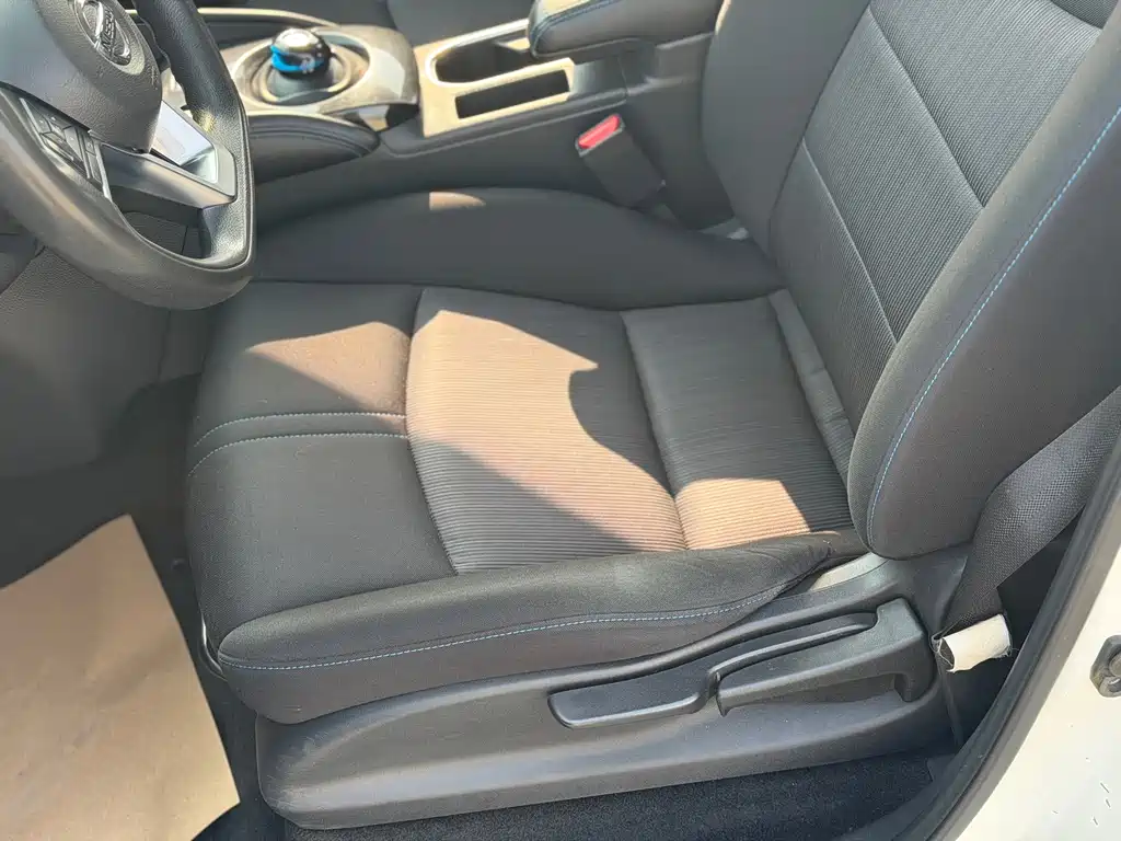 Nissan Sylphy EV — миниатюра 8