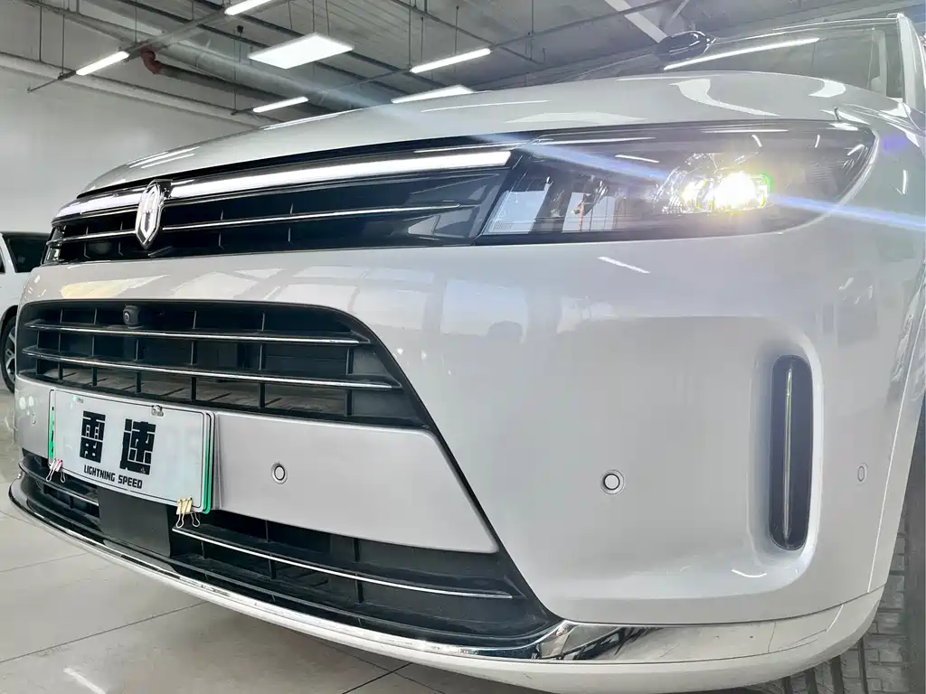 AITO ASK THE WORLD M7