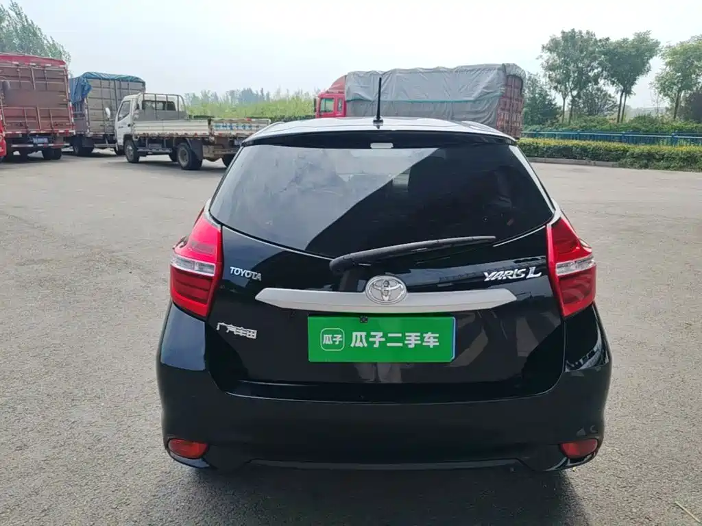 Toyota Yaris L — миниатюра 6