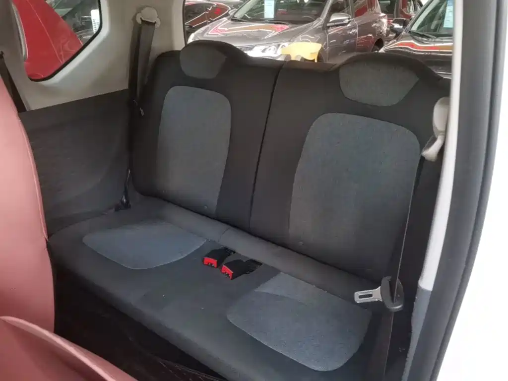 Wuling MINIEV — миниатюра 17