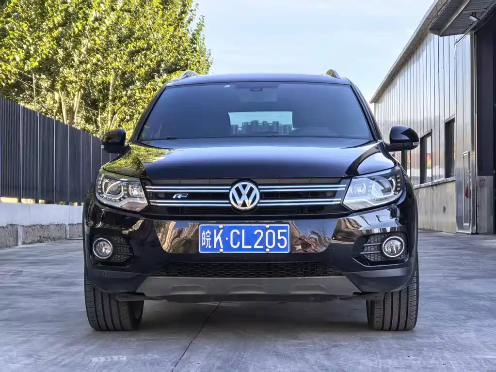 Volkswagen Tiguan — миниатюра 2