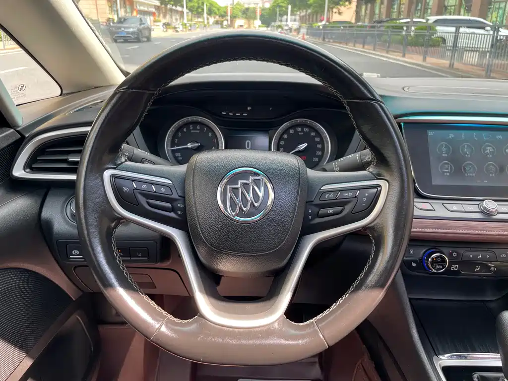 Buick GL6 — миниатюра 17