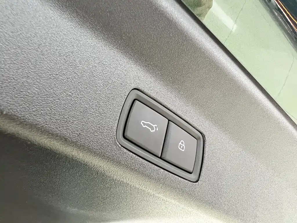 Li Auto Li L9 — миниатюра 23