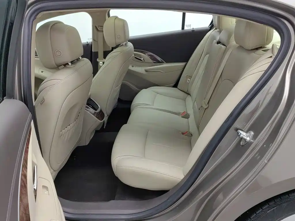 Buick LaCrosse — миниатюра 15