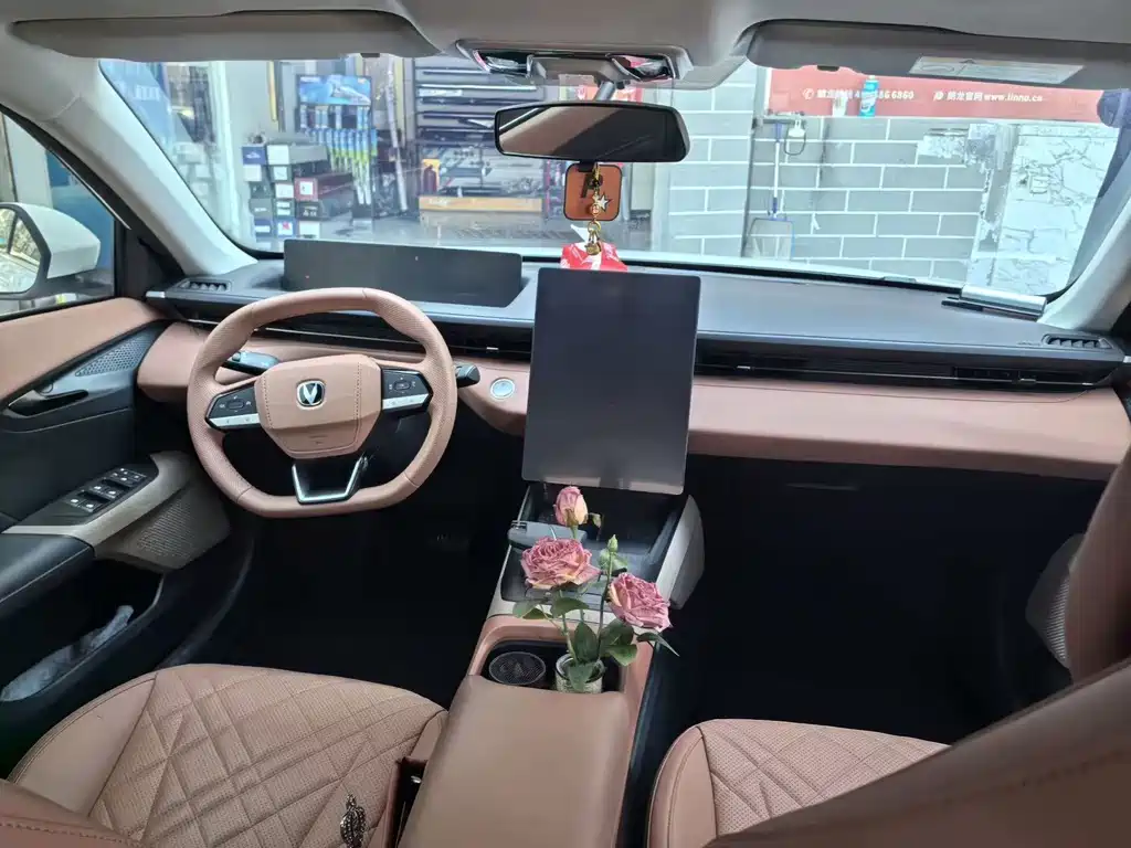 Changan Eado — миниатюра 5