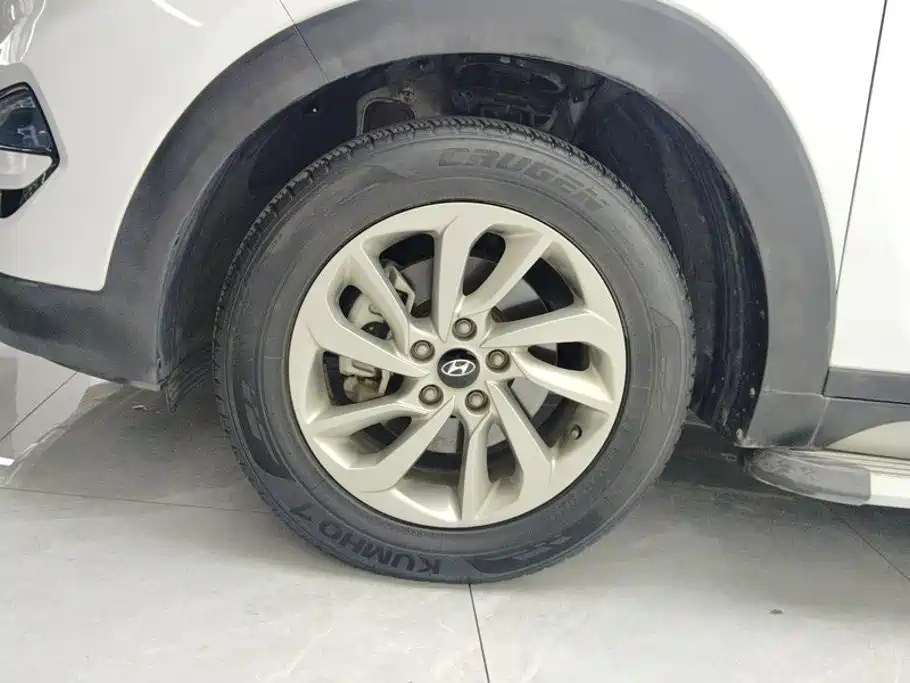 Hyundai Tucson — миниатюра 6