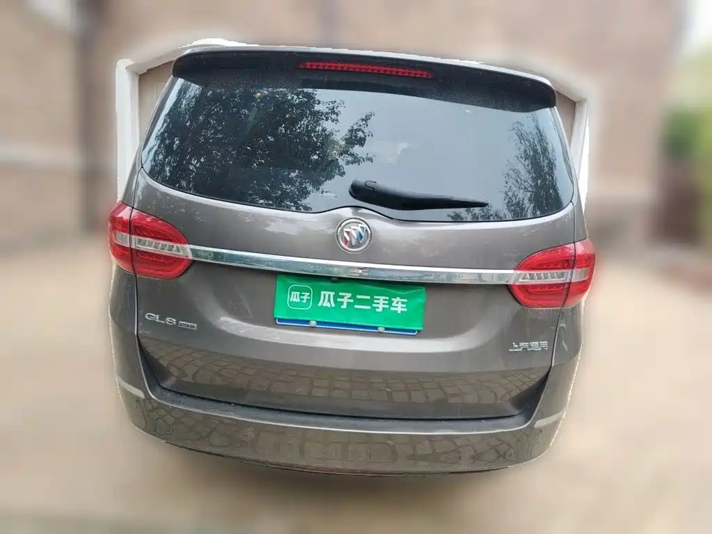 Buick GL8 — миниатюра 3