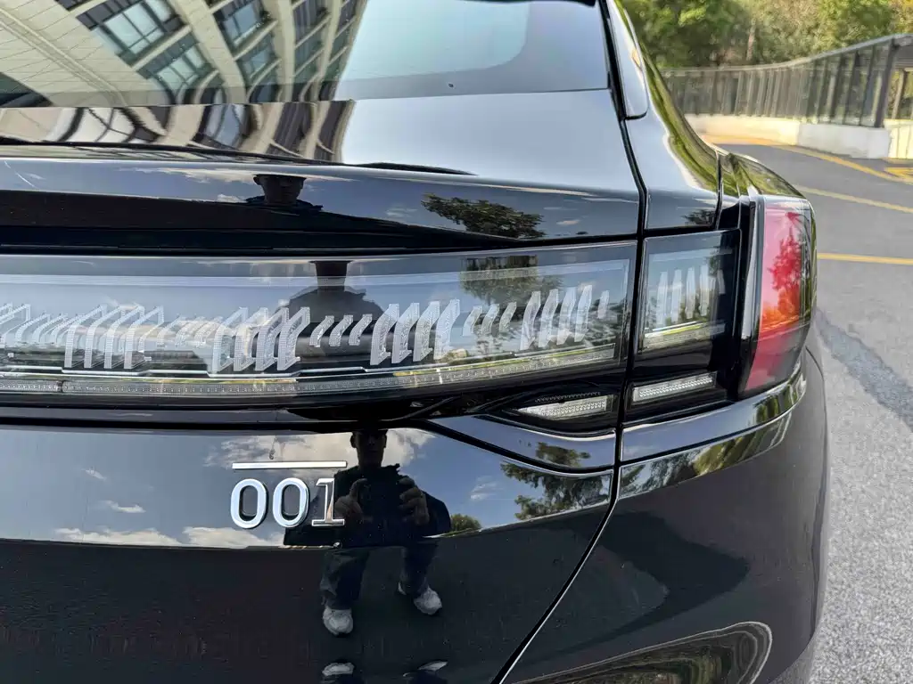 ZEEKR EXTREME KRYPTON 001