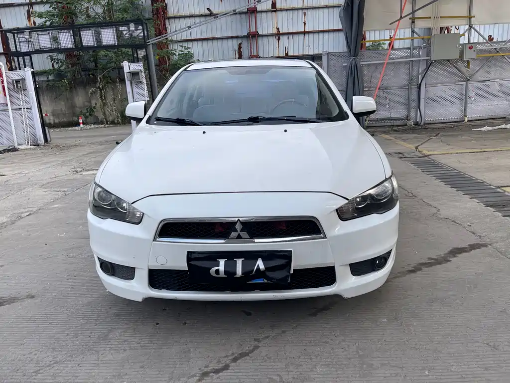 Mitsubishi Lancer EX — миниатюра 2