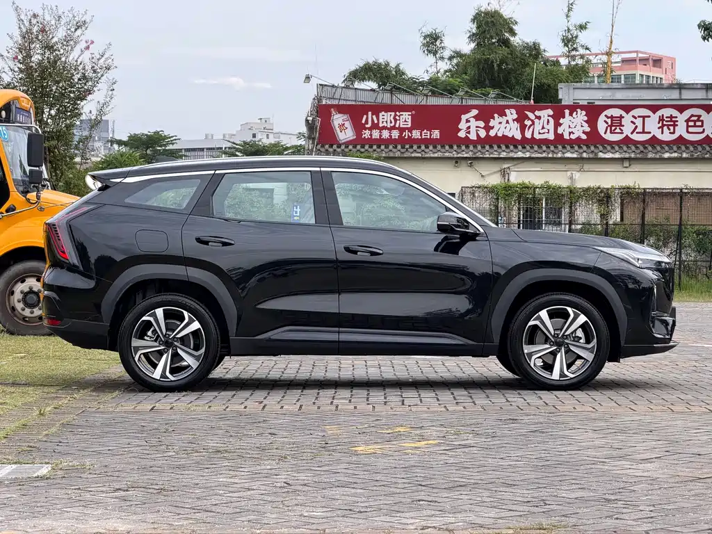 Geely Boyue L — миниатюра 10