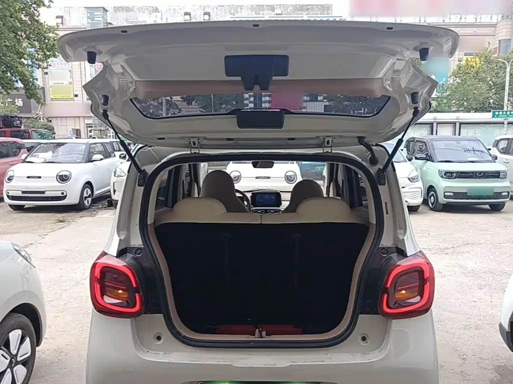 Wuling MINIEV — миниатюра 19