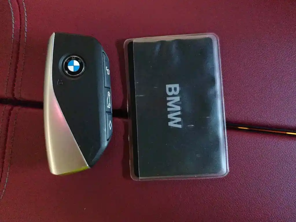 BMW i5 — миниатюра 15