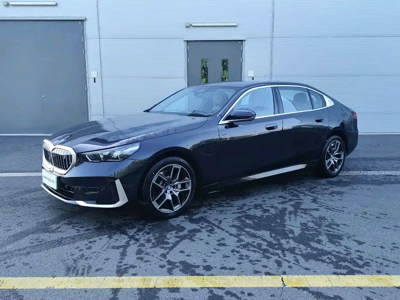 宝马i5 2024款 eDrive 35L  豪华套装 2026
