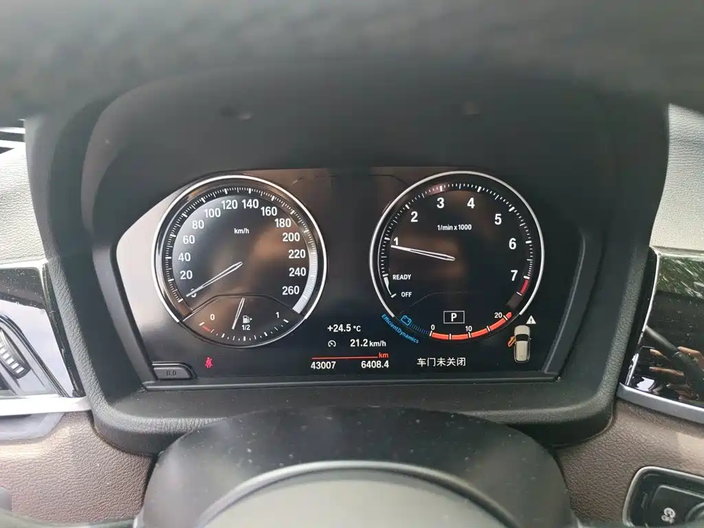 BMW X1 — миниатюра 7