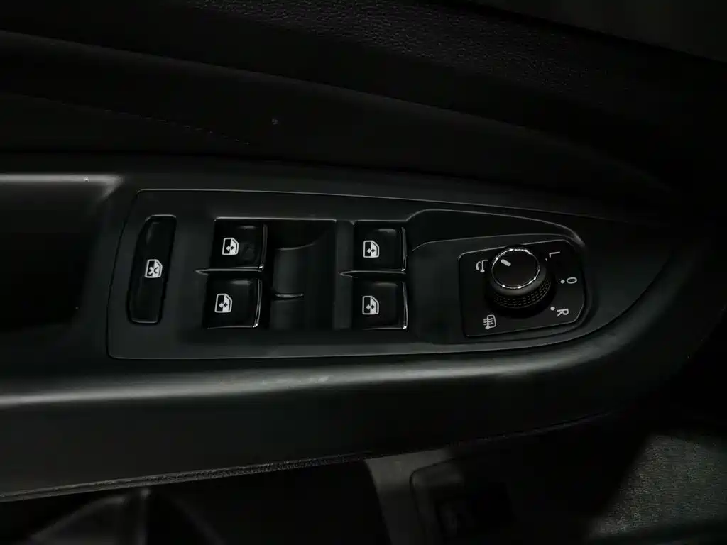 Volkswagen Passat — миниатюра 9