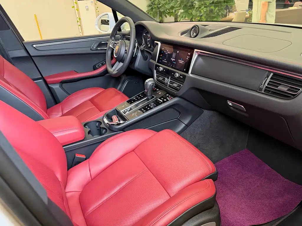 Porsche Macan — миниатюра 12