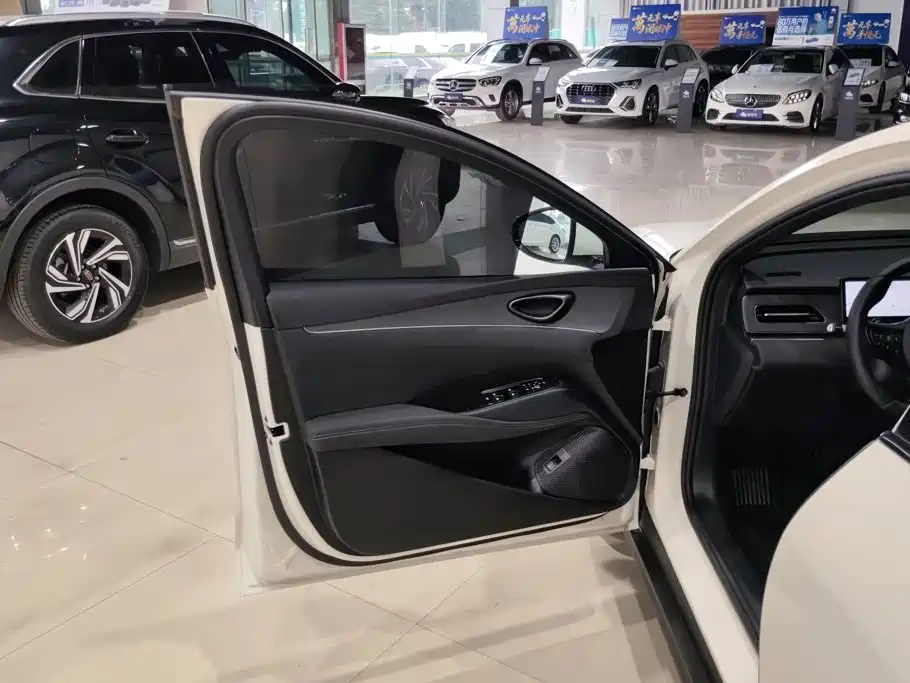 BYD Seal 06 DM-i Touring — миниатюра 7