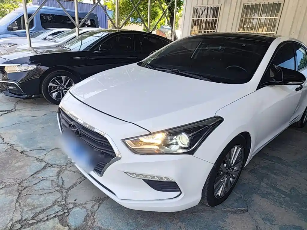 Hyundai Mistra