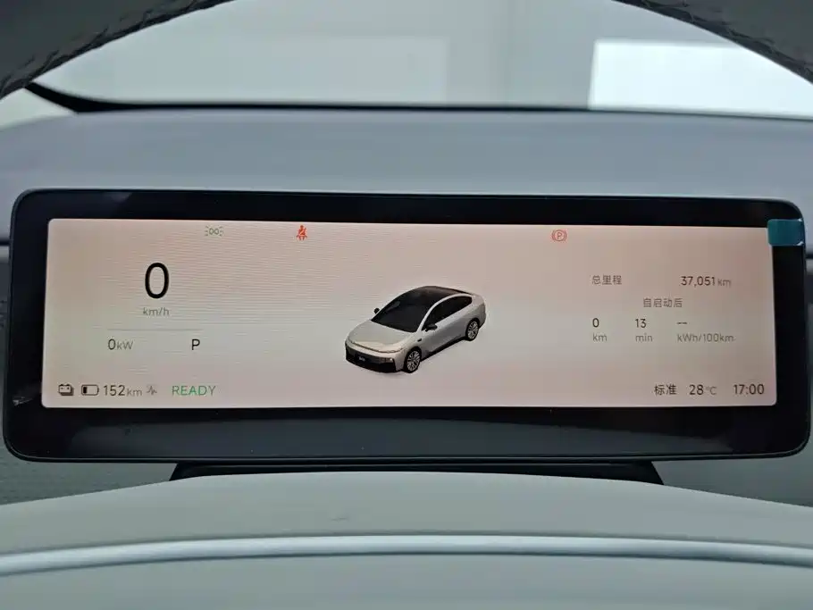 Leapmotor Leapmotor B01 — миниатюра 14