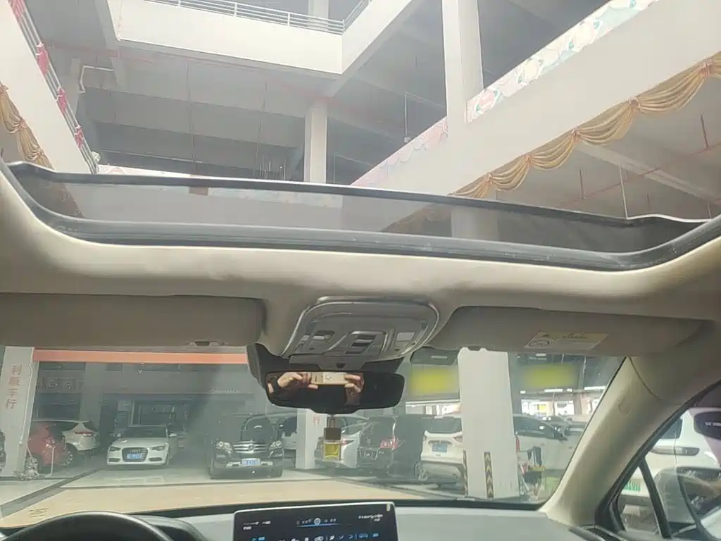 BYD Tang — миниатюра 18