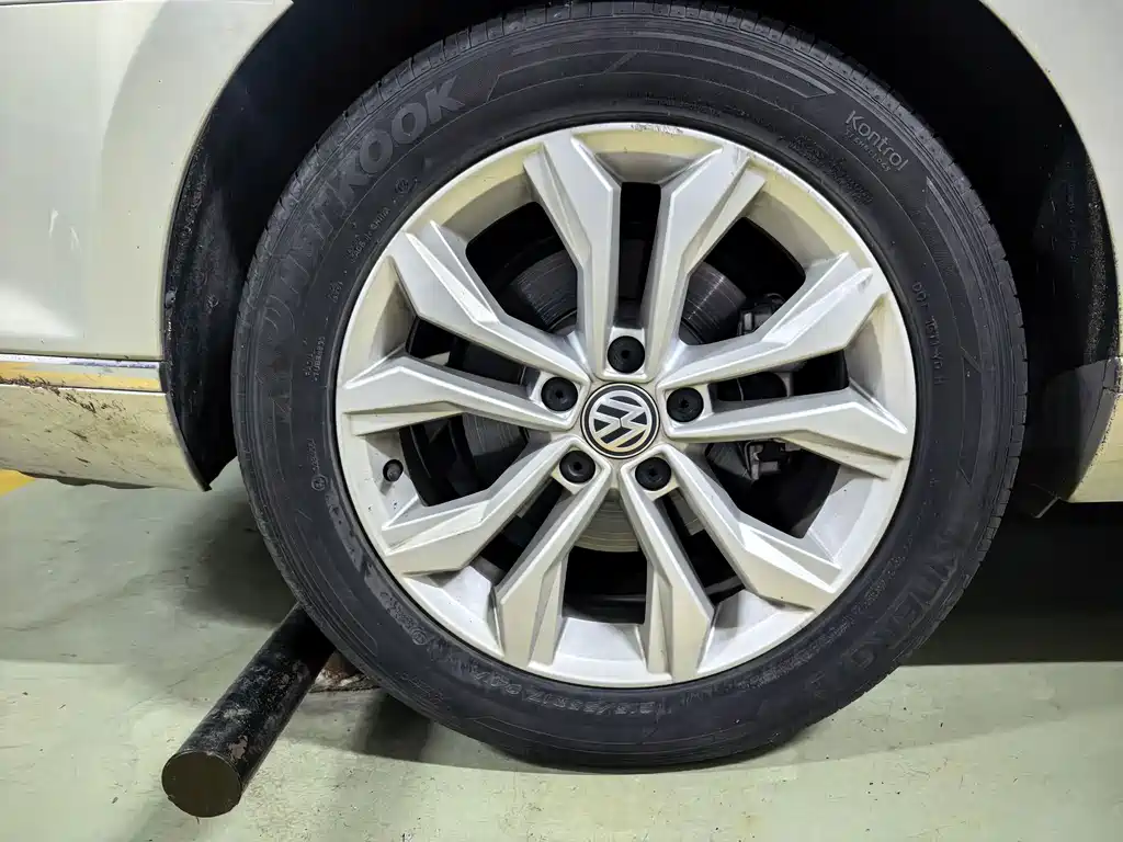 Volkswagen Magotan — миниатюра 7