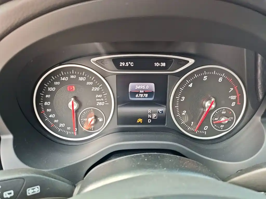 Mercedes-Benz A-Class (Import) — миниатюра 12