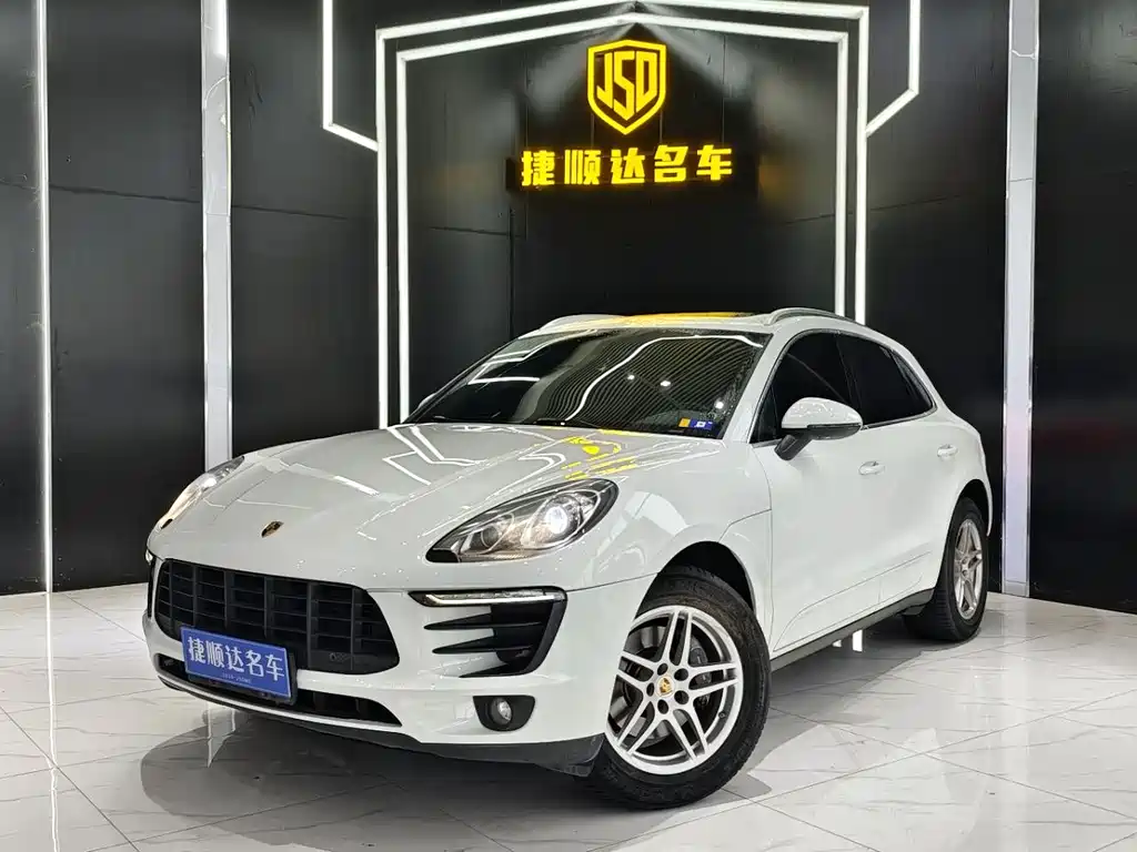 Porsche Macan 2016