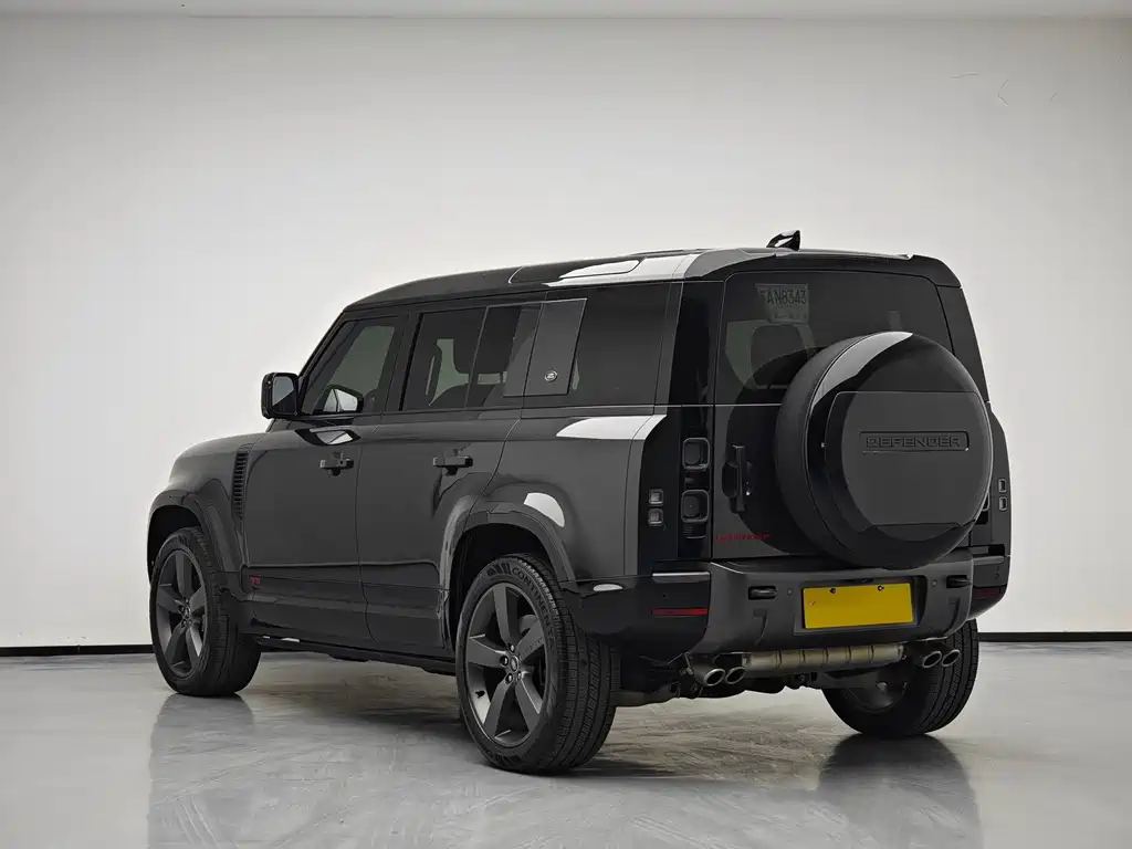 Land Rover Defender — миниатюра 4
