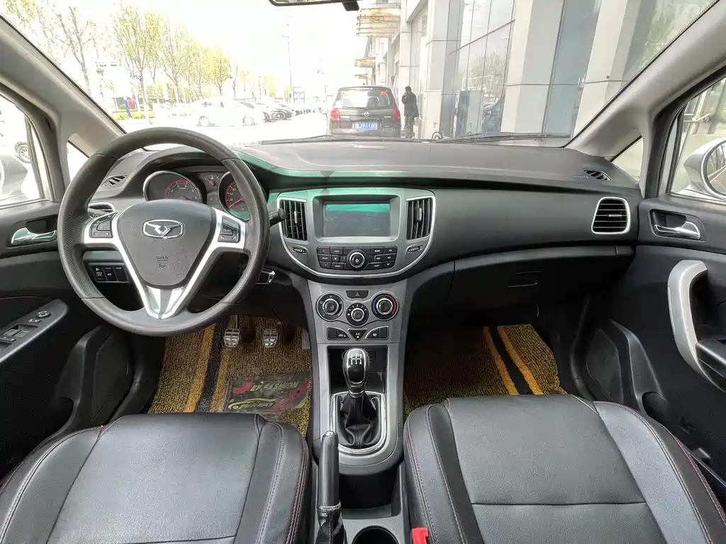 Kaiyi C3R 2015 1.5L MT